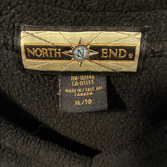 North End World Series of Poker Black V-Neck Fleece Sweater - Picture 2 of 4